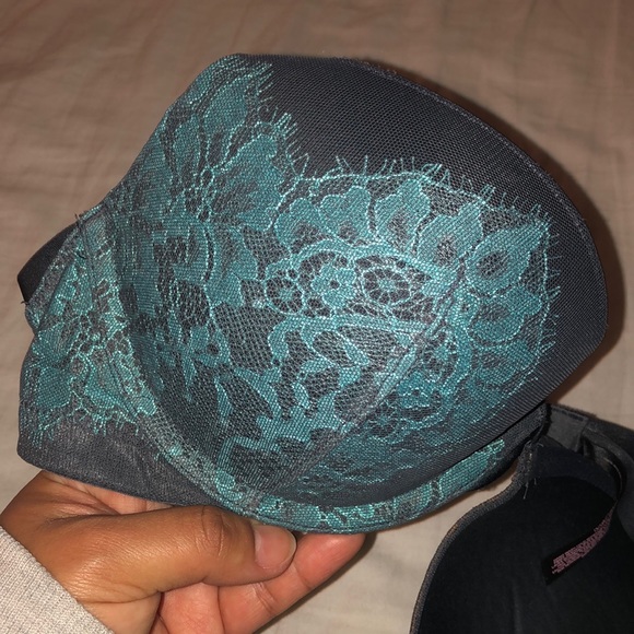 Bra - Picture 4 of 5